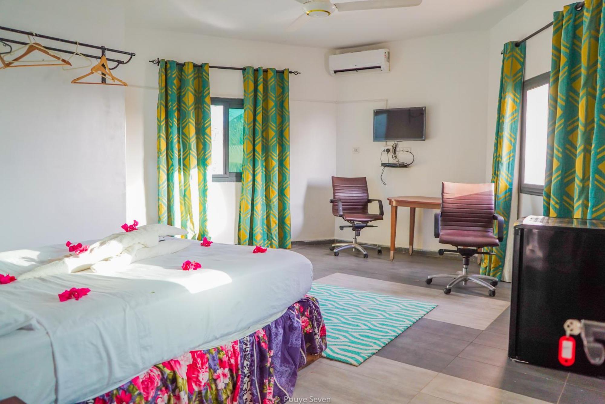 Mgm Apartments Gambia コロリ エクステリア 写真