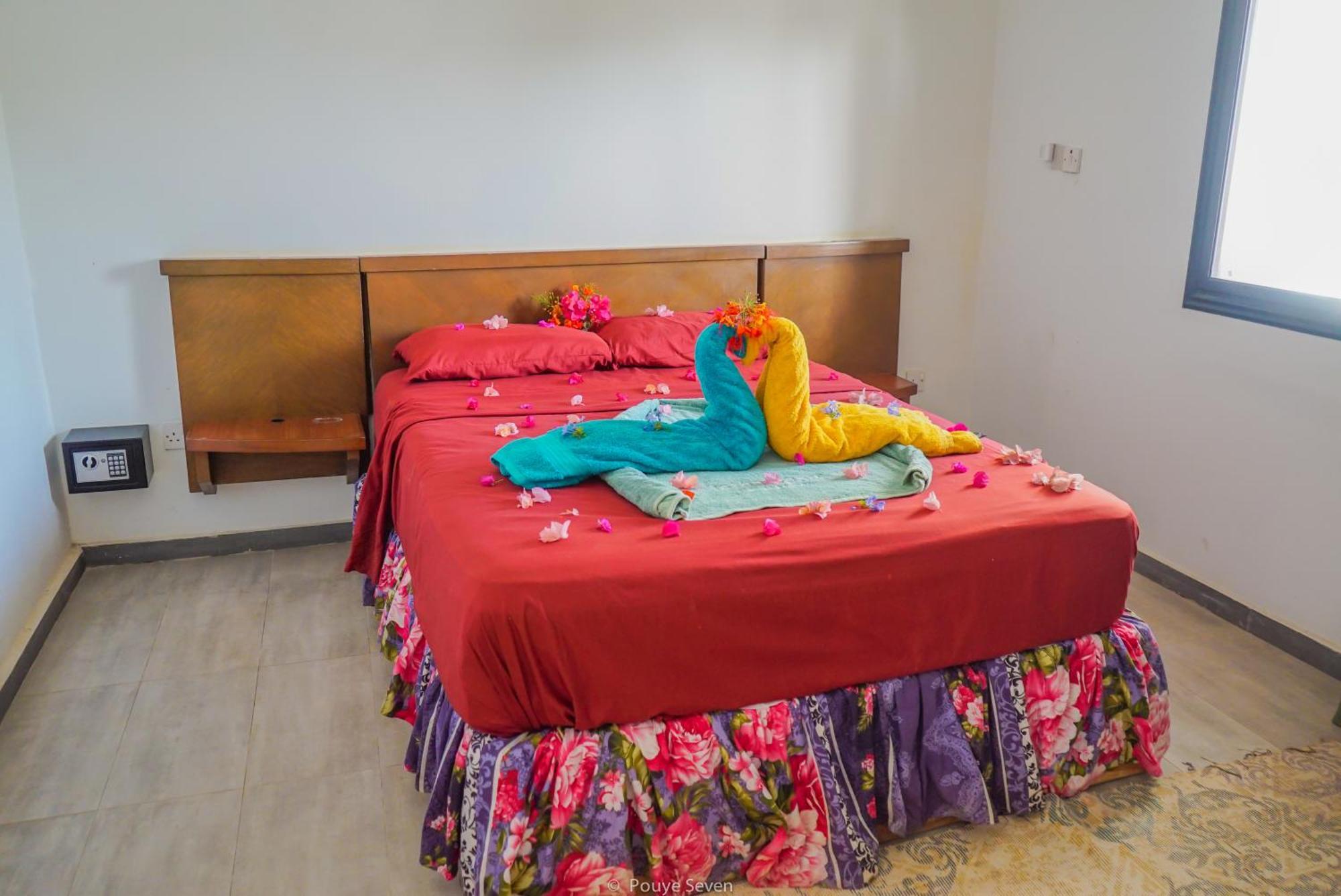 Mgm Apartments Gambia コロリ エクステリア 写真